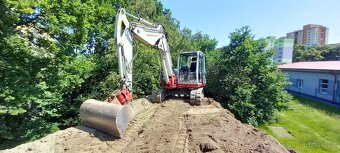 Bagr Takeuchi TB 290 - 3