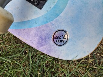 Kvalitní skateboard zn. Real Skateboards - 3