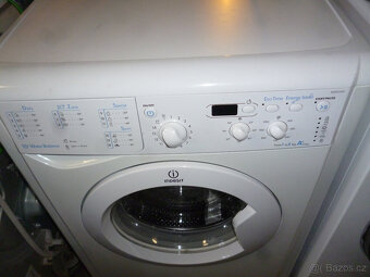 pračka indesit A+,na 5kg,1000 ot.,hloubka jen 45cm - 3