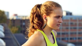 Bezdrátová sluchátka Lamax Pax X-1 Beat - 3