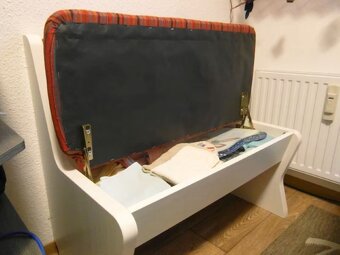 Stůl jídelní, 2 židle a lavice - jídelní sestava - 3