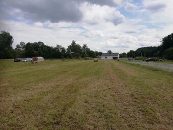 PRODÁM STAVEBNÍ POZEMEK - 3