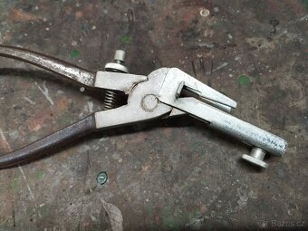 Šraňkovací kleště na pásové pily - 3