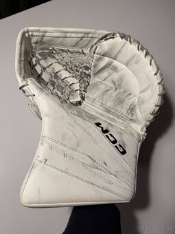 Lapačka CCM Axis F9, vyrážečka Eflex 6.9. - 3