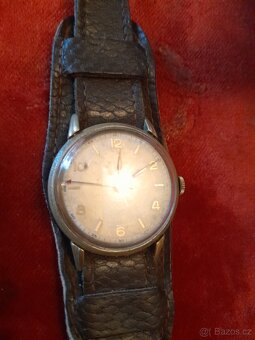 Staré vojenské hodinky major - 3