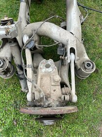 Bmw e39 touring repasovaná zadní náprava - 3
