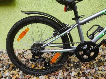 Značkové dětské kolo Author 20" (stříbrná/zelená) - 3