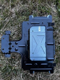 Multimediální jednotka BMW E90 - 3