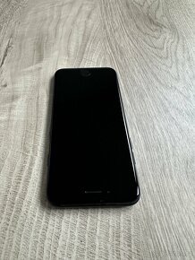 Apple iPhone 7 32GB černý - 3