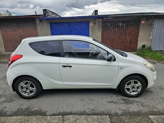 Hyundai i20, 1.2 2009 - 3