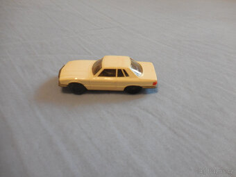 Mercedes 350 SLC - 3