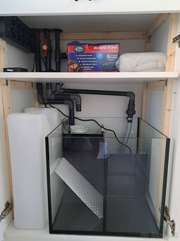 Mořské akvárium 70x50x50 + skřínka + sump - NOVÉ - 3