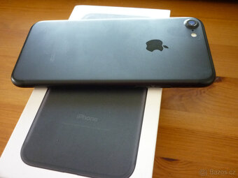 Apple iPhone 7 128GB Black - 3