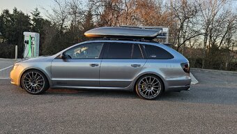 Škoda superb 2 combi DSG 2.0tdi125KW 2011 - 3