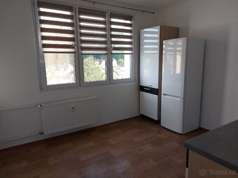 Pronájem bytu 1+1 38m2 v Klatovech Podhůrčí - 3