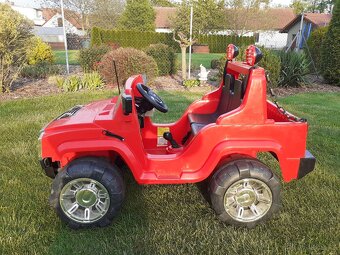 Dětské elektrické autíčko - 3