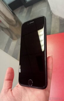 Apple iPhone SE 2020 64GB - 3