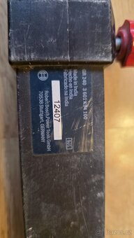 BOSCH Nivelační lať GR 240 Professional - 3