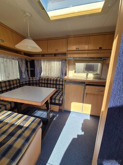 Hobby De Luxe 460 UFe Predstan Isabella - 3