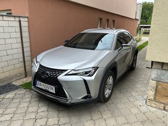 Lexus UX 250h, 2.0L Hybrid - 3