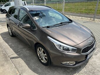 Kia Ceed 1.6 CRDI kombi - 3
