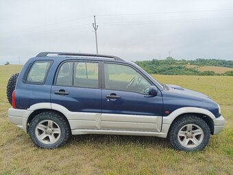 Suzuki Grand Vitara 2.0 - 3