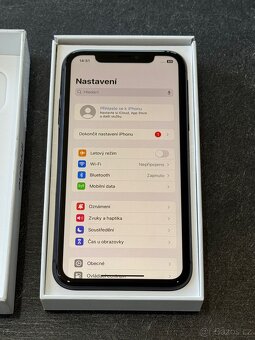 iPhone 11 | 64GB | Krásný stav - 3