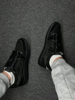 Nike Travis Scott Air Jordan 1 Low OG "Black Phantom" - 3