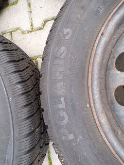 Prodám zimní pneumatiky s disky 195/65R15 - 3