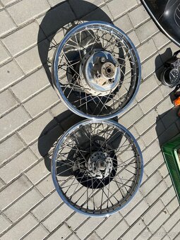 Prodám drátová kola na Hondu cb - 3