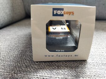 Lada vaz 2103 Veřejná bezpečnost 1:43 Foxtoys limited 999ks - 3