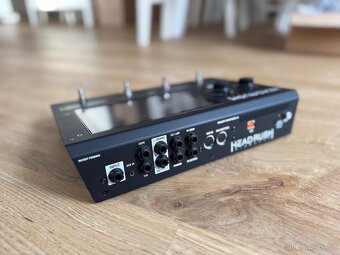 PRODÁNO - Kytarový multiefekt Headrush Gigboard - 3