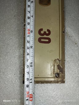 Masivní dveřní kování na 2 klíče. - 3