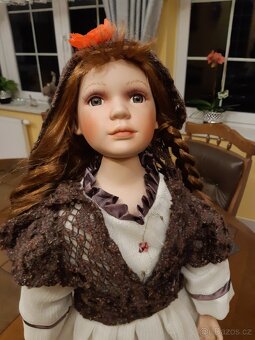 Porcelánová sběratelská panenka - 3