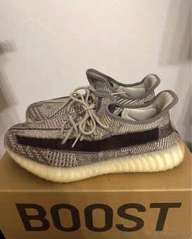 Adidas Yeezy Boost - 3