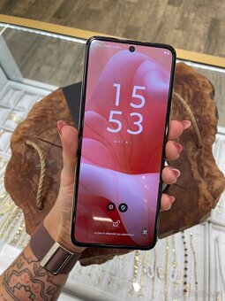 Motorola Razr 40 Ultra - 3