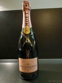 Moët & Chandon Rosé Imperial - 3