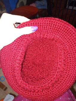 Dámský pletený klobouček - 3