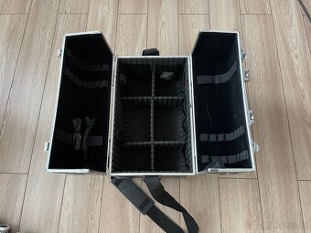 Kadeřnický kufřík - 3