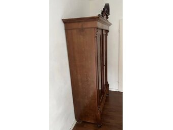 Starožitná skříň, 2643 - 3