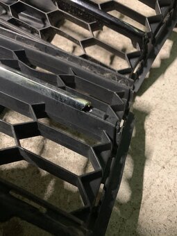 mrizky mrizka naraznik predni spoiler skoda superb - 3