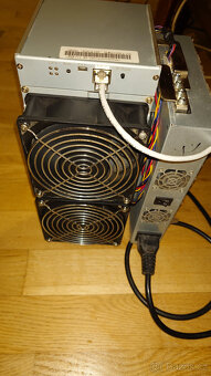 Asic Ant Miner StrongU STU-U6 - 3