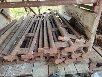 Prodám Haki lešení 8000,- Kč - 3