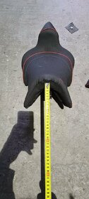 Sedlo benelli tnt - 3