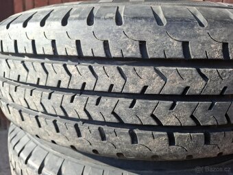 Hyundai H1 rok 2000 - disky s letními pneumatikami 195 R14C - 3