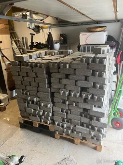 Prodám zámkovou dlažbu 25m2 - 3