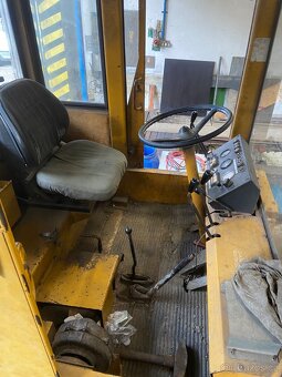 HON UN 053 4x4 - 3