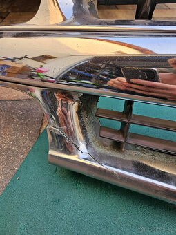 Chevrolet Tahoe front grill - 3