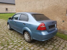 Chevrolet Aveo 1.5 - 3