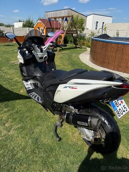 Aprilia SRV 850 - 3